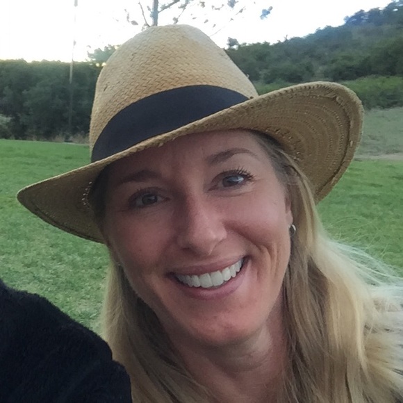 Meet your Posher, Christi - Picture 1 of 1